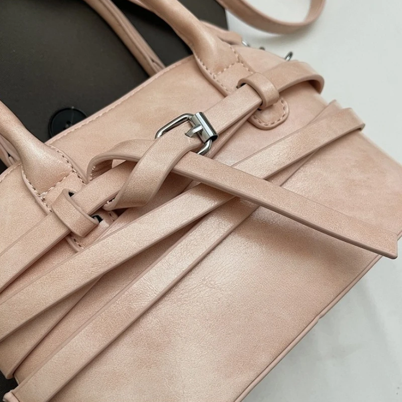 sacs à main de luxe à poignée supérieure pour femmes, mini sac à bandoulière avec pendentif, bourses rétro à la mode, 2025