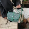 sac seau élégant en faux cuir pour femmes, fermeture à cordon avec détail de pompon, taille compacte pour les rencontres en plein air