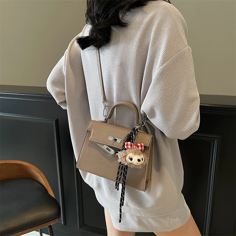 sac fourre tout en cuir élégant pour femmes, sac à main à bandoulière de styliste de luxe pour dames, classique et élégant, 2026