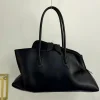 Sac fourre-tout de luxe pour femmes, marque de mode, haut de gamme, Simple, grande capacité, sac à main irrégulier en cuir de haute qualité, sac à bandoulière de banlieue Sac fourre-tout de luxe pour femmes, marque de mode, haut de gamme, Simple, grande capacité, sac à main irrégulier en cuir de haute qualité, sac à bandoulière de banlieue