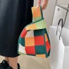 sac à main en tricot fait à la main pour femmes, mini sac de poignet à nœud, fourre tout décontracté à larges rayures de couleur, sacs de shopping réutilisables pour étudiants