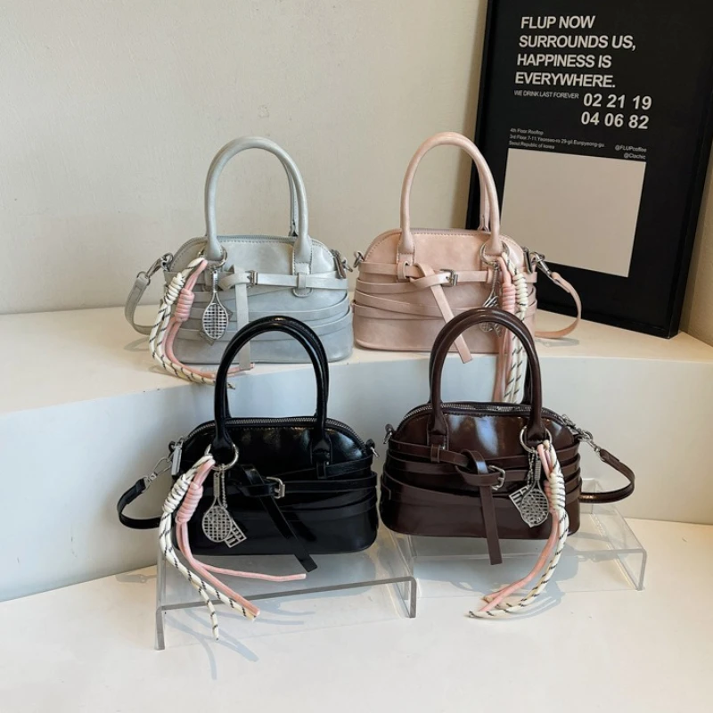 sacs à main de luxe à poignée supérieure pour femmes, mini sac à bandoulière avec pendentif, bourses rétro à la mode, 2025