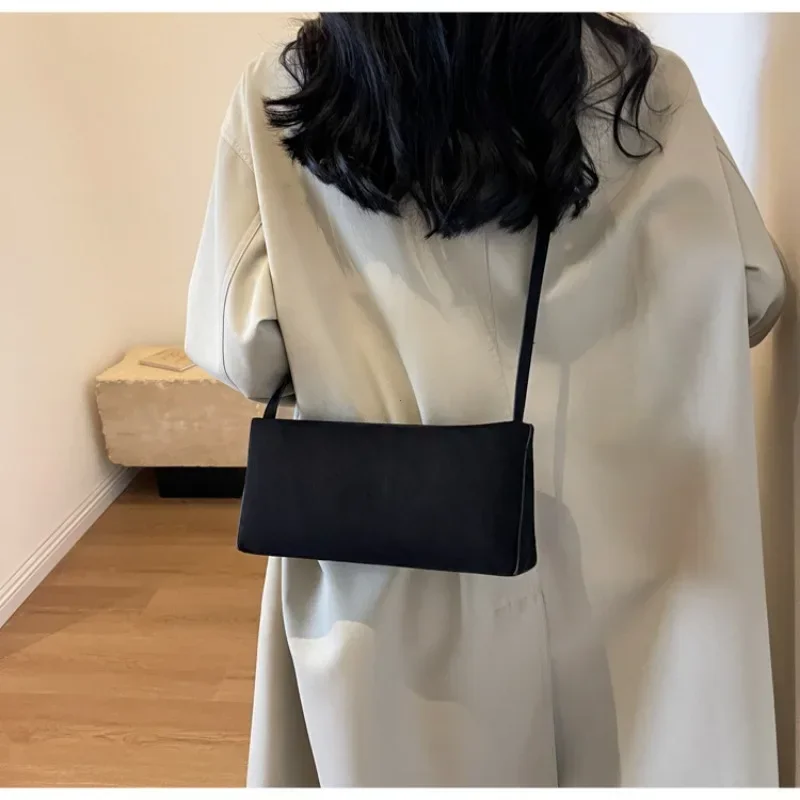sac à main français élégant sous les bras pour femmes, sacs à bandoulière élégants, sac à main sous les ati elles, sacs de créateurs, nouvelle mode, 2024