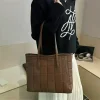 Sac à bandoulière tendance pour femmes |   Grand sac pour les déplacements domicile-travail |   Sac à main élégant avec emplacement pour ordinateur |   Cadeau d&rsquo;anniversaire idéal pour les filles