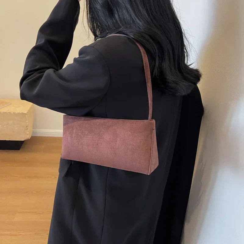 sac à main français élégant sous les bras pour femmes, sacs à bandoulière élégants, sac à main sous les ati elles, sacs de créateurs, nouvelle mode, 2024