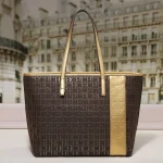 Sac fourre-tout moderne et chic pour femmes, sac à bandoulière de grande capacité, essentiel au quotidien, durable pour les déplacements, la plage et le travail