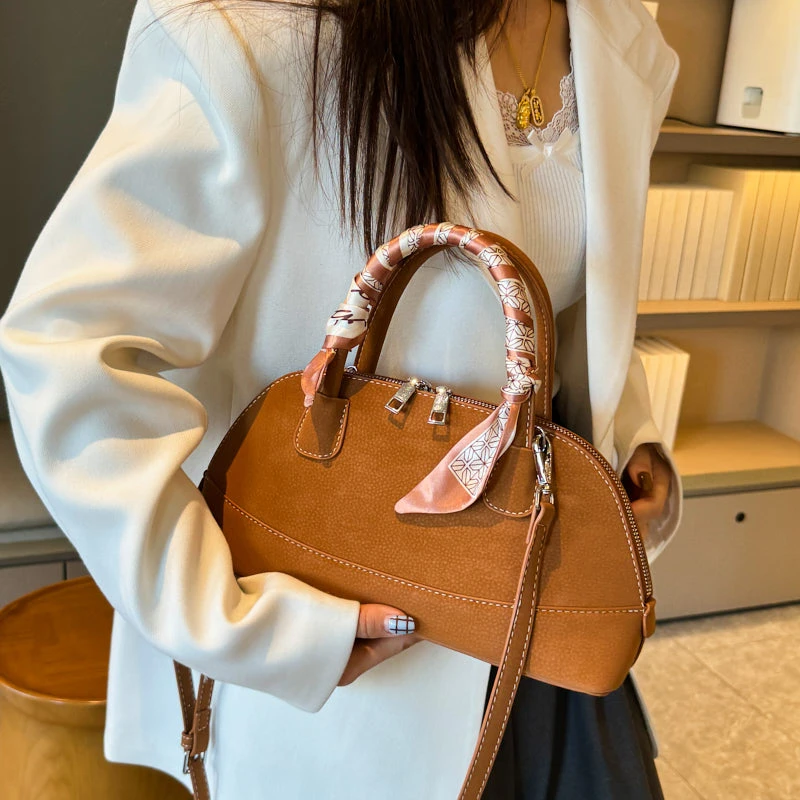 sac de marque célèbre pour femmes, sac à main classique de styliste, sac à coque en daim de haute qualité, sac à bandoulière, fourre tout de banlieue