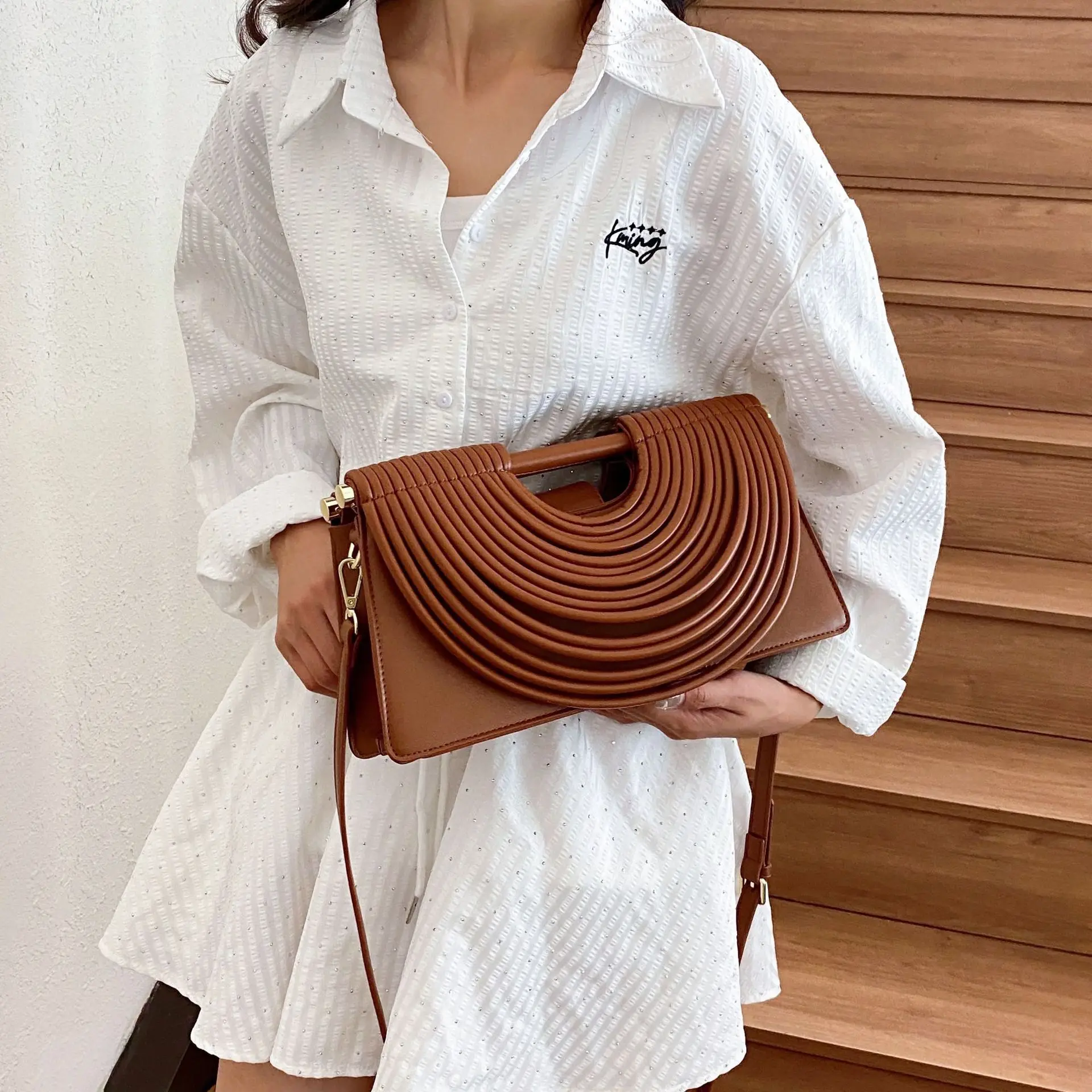 sac à main de soirée de luxe pour femmes, pochette avec nœud de nouilles dorées, pochette de dîner de luxe de styliste, sacs à bandoulière carrés