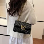 Sac à bandoulière en toile moderne pour femmes, matériau robuste, sangle réglable, adapté aux essentiels