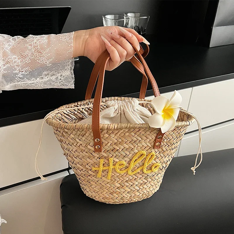 sac de paille de styliste pour femmes, sac à main tissé à la main en rotin, sac à bandoulière de plage d'été, panier de shopping, 2024