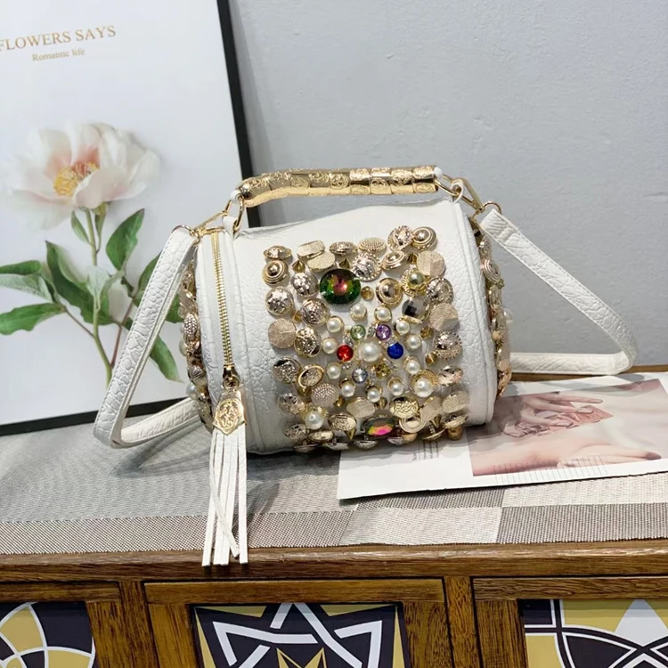 sac à main de luxe de styliste pour femme, sacoche à bandoulière, seau argenté, oreiller perlé, fait à la main, décontracté
