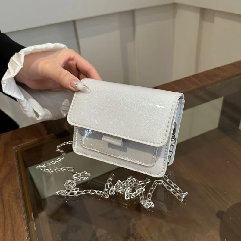 sac fourre tout en cuir pour femmes, fourre tout de luxe à la mode, célèbre styliste classique élégant, bandoulière chic embellissement, sac de banlieue 