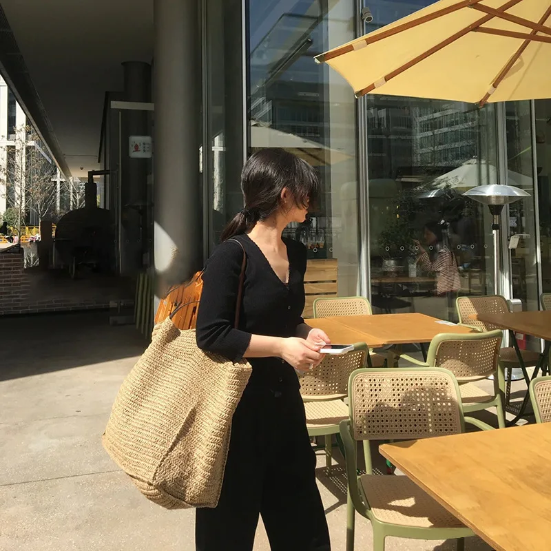 sacs à main tissés à la main pour femmes, sac de plage d'été, grands sacs à main de shopping, fourre tout en paille de grande capacité de styliste, 2025