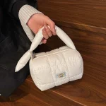 Sac à main matelassé à grille plissée en Nylon, fourre-tout bouffant de grande capacité, sac à main léger à grille tridimensionnelle pour salle de bain