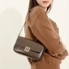 sac carré en cuir de vache lisse pour femmes – sac à bandoulière élégant sous les bras pour filles pour les voyages et les banquets, petit sac à bandoulière