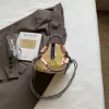 sac en toile brodé pour femme ; sac à bandoulière simple léger pour le printemps et l'été ; sac à main bandoulière.