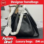 Sac à main pour femme – Sac à main et épaule haut de gamme, design luxueux, détails raffinés, accessoire haut de gamme.