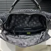 sac à main chic à panneaux en maille pour femme – sac à bandoulière polyvalent avec sangle amovible, parfait pour les sorties décontractées et les vacances