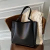 sacs à bandoulière seau simples pour femmes, nouveaux sacs à main de couleur unie rétro, fourre tout de grande capacité, sacs en cuir pu de grande capacité 2025