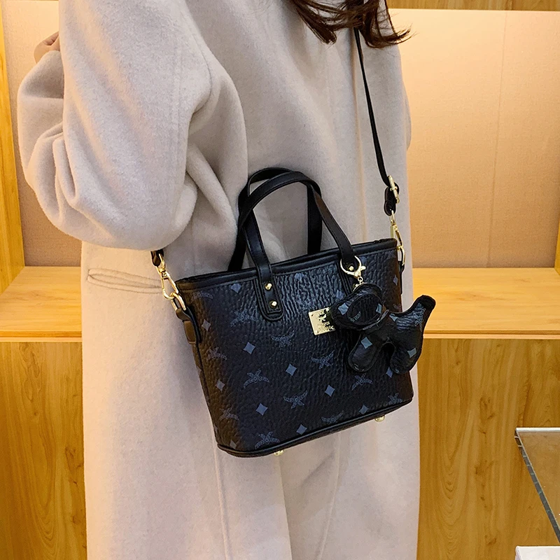 sac messager de styliste paris pour femmes, sac à main élégant et minimaliste en cuir, fourre tout