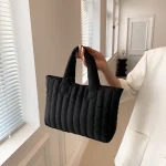 Sac à main de Niche Simple de grande capacité pour femmes, manteau en coton à une épaule, fourre-tout brodé populaire, nouvelle collection 2024