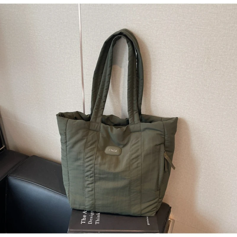 sac fourre tout simple et de loisirs en nylon, sac à bandoulière simple de grande capacité, sac à poignée pour les déplacements quotidiens