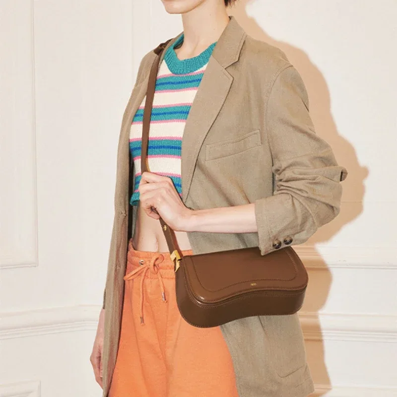 Sac à main à bandoulière avec chaîne pour femme, sac à pudding One Initiated, mode Y Niche, printemps et été, nouveau Sac à main à bandoulière avec chaîne pour femme, sac à pudding One Initiated, mode Y Niche, printemps et été, nouveau