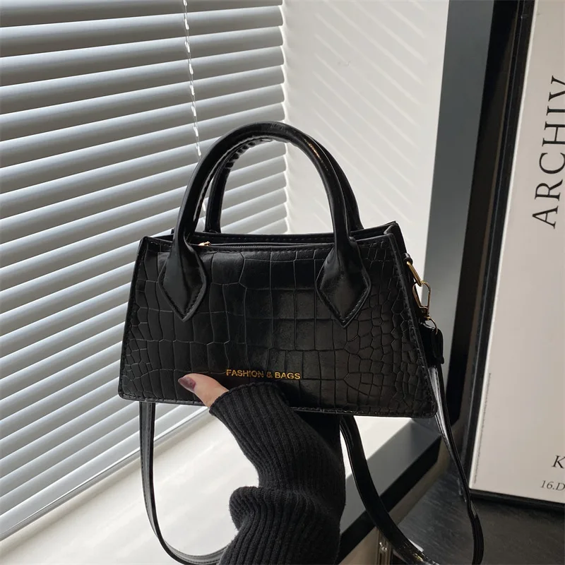 2025 sac à main élégant sac à bandoulière élégant, sac à bandoulière simple et à la mode, petit sac à main carré