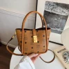Sac à bandoulière en cuir classique pour femmes, sac à main de styliste, fourre-tout élégant, messager de luxe élégant Sac à bandoulière en cuir classique pour femmes, sac à main de styliste, fourre-tout élégant, messager de luxe élégant