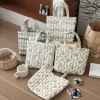 sacs à main en coton matelassé pour femmes, jolis sacs à fleurs portables pour dames, petits fourre tout à bandoulière design rétro décontracté, sac à bento pour déjeuner