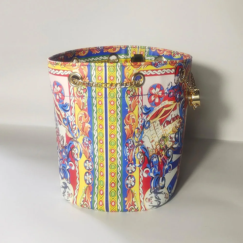 sac seau décontracté de grande capacité pour femmes, sac à bandoulière de luxe avec chaîne, nouvelle collection 2024