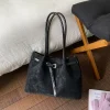 sac fourre tout haut de gamme pour femme en cuir fin avec un look moderne quotidien de banlieue célèbre haut de gamme ​
