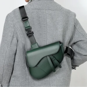 Sac de selle Simple pour hommes, sac à bandoulière de marque à la mode, sac à bandoulière à fermeture éclair, sac à main léger pour hommes, sac de poitrine décontracté de couleur unie Sac de selle Simple pour hommes, sac à bandoulière de marque à la mode, sac à bandoulière à fermeture éclair, sac à main léger pour hommes, sac de poitrine décontracté de couleur unie