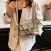 sac cartable élégant pour femmes, en cuir pu structuré, couleur classique avec boucle décorative, sangle réglable pour le travail