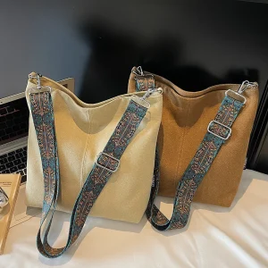 Sac à bandoulière simple pour femmes, Design de couleur unie, sac à bandoulière décontracté de grande capacité, large sangle réglable, sac seau rétro