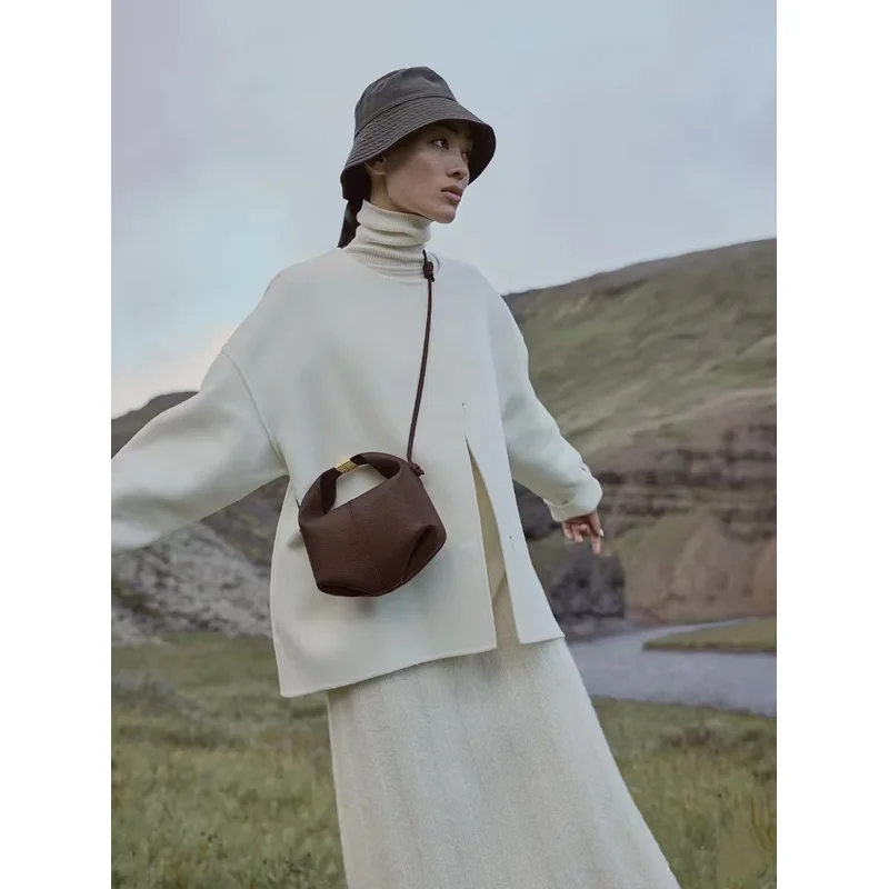 sac de boîte à déjeuner à main pour femmes, sac à main de niche à texture haut de gamme, sac à bandoulière bento pour femmes, sac de transport, nouvelle collection 2025