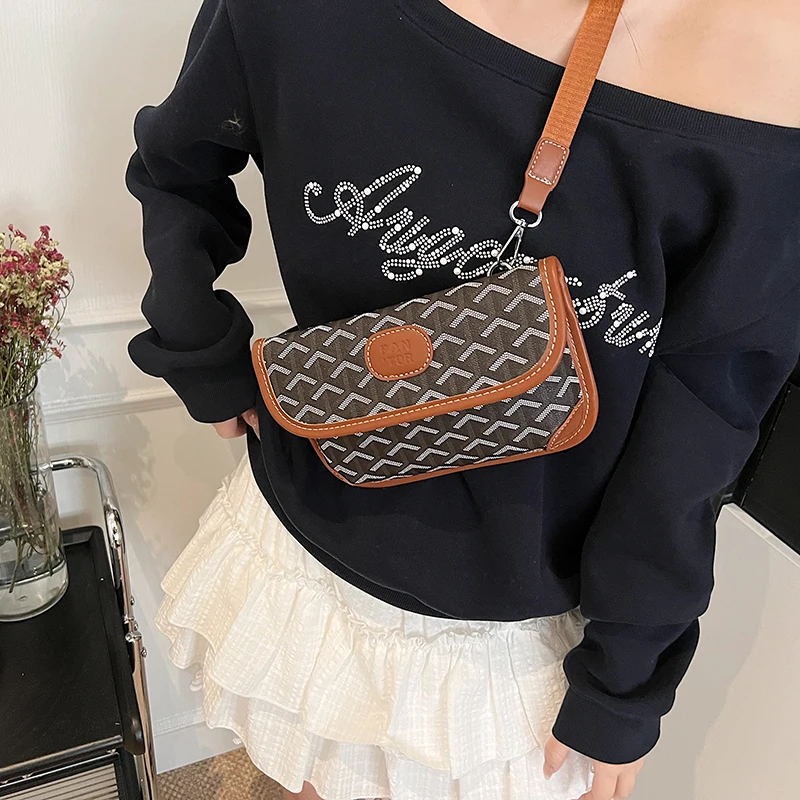 sac à main à bandoulière décontracté unique pour femmes de loisirs, couleur unie minimaliste et finition cuir de grande capacité