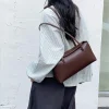 sac à bandoulière baguette en pu de haute qualité pour femmes, sac à main vintage sous les bras, fourre tout à la mode pour les déplacements quotidiens, sac de haute qualité guangzhou