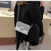sac à main pour femme en cuir imprimé à pois avec paris tendance, léger, doux, aspect raffiné au quotidien ​