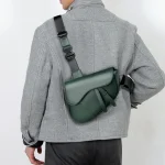 Sacs à bandoulière en cuir PU de couleur unie pour hommes sacs à bandoulière sac de poitrine bolsos para hombre sacoches hommes sac pour homme