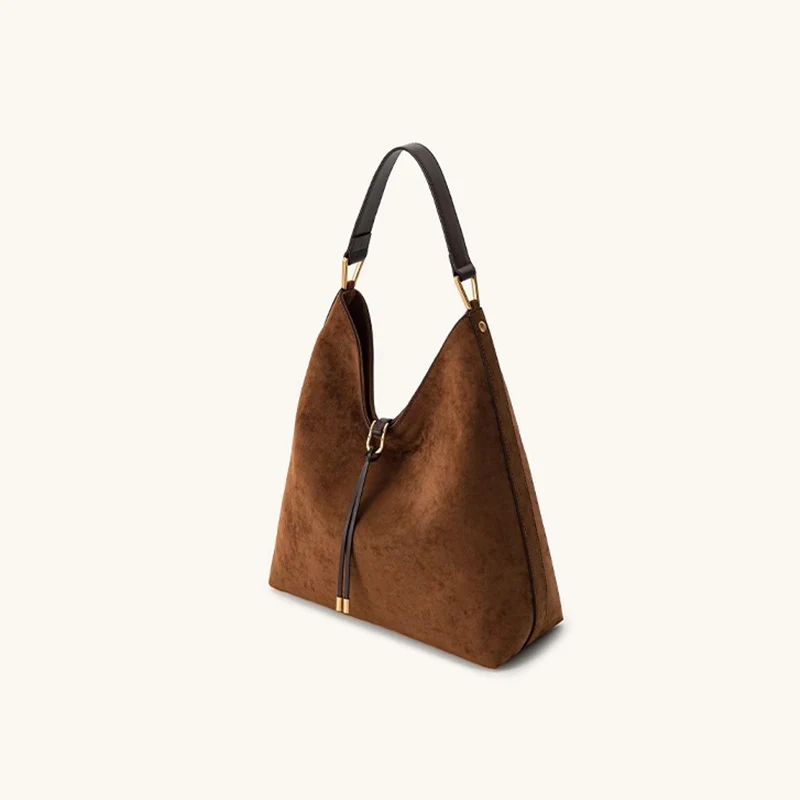 nouveau sac seau à main pour femmes d'automne et d'hiver, sac sous les bras à une épaule à dos délavé de grande capacité