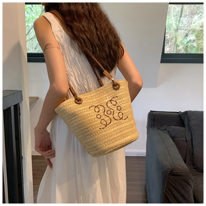 sac à bandoulière rétro pour femmes, sac à main de marque de luxe de styliste, fourre tout en paille, sacoche élégante pour dames, sacs de plage