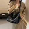 sac à main chic pour femme de célèbre créateur avec cuir de qualité supérieure avec appel intemporel et fermeture éclair de sécurité