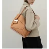 sac fourre tout automne et hiver nouvelle texture de cuir à la mode et polyvalent pour les déplacements, grand sac de grande capacité, sac à aisselles pour femmes
