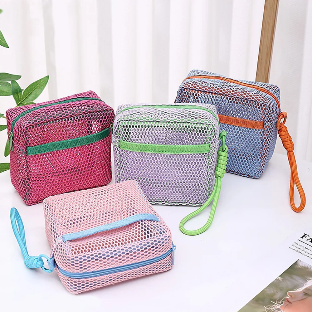 Sac à cosmétiques en maille carrée multi-poches, sac de rangement de cosmétiques carré Portable avec fermeture éclair, sac de rangement polyvalent pour articles divers Sac à cosmétiques en maille carrée multi-poches, sac de rangement de cosmétiques carré Portable avec fermeture éclair, sac de rangement polyvalent pour articles divers