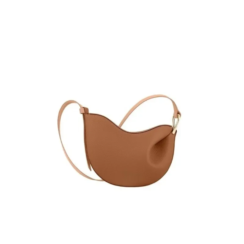 sac à pois français populaire pour femmes, nouveau petit design sous les bras, sac à bandoulière simple en cuir pour femmes,
