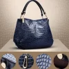 sac à main grande capacité pour femmes, fourre tout pour les déplacements quotidiens, sac à bandoulière imprimé crocodile, visage brillant, shopping