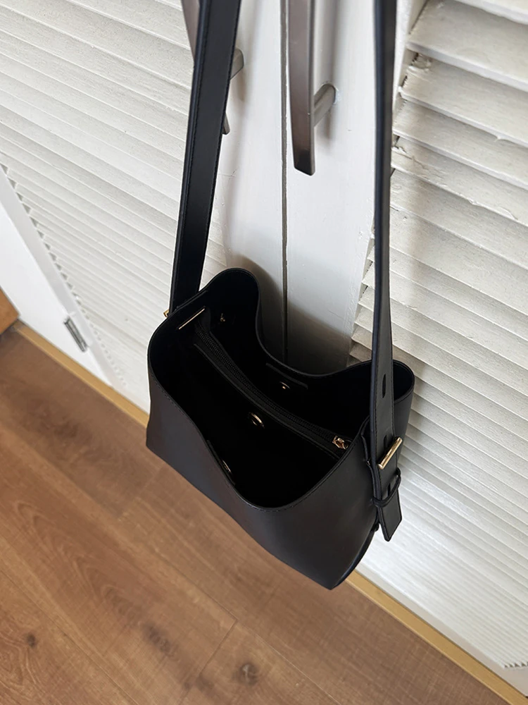 2025 nouveau sac seau sac à bandoulière de grande capacité, sac à bandoulière, sac sous les bras, sac à main sac de banlieue quotidien pour femmes sac pour femmes