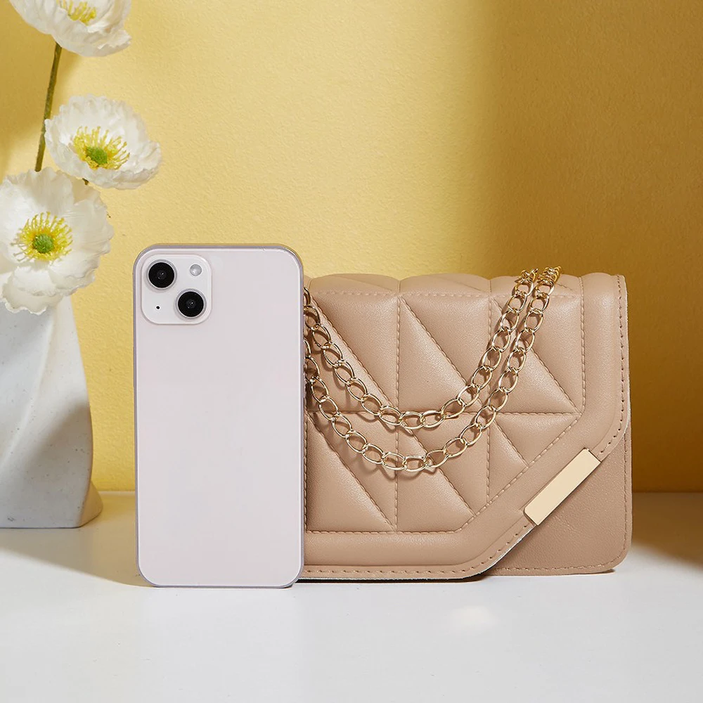 sac carré brodé tendance – sac à main à motif diamant avec sangle en chaîne et fermeture magnétique