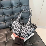 Sac à poignée supérieure pour femmes, sac Hobo imprimé léopard, sacoche tendance en cuir PU pour le travail, les voyages et les achats